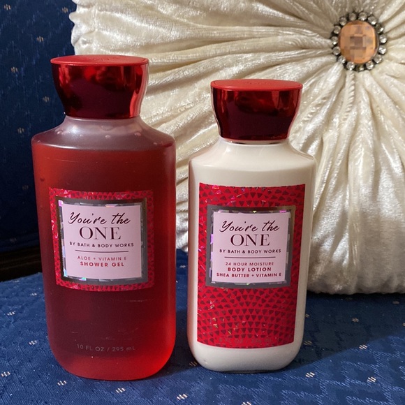 BATH & BODY WORKS SET. . . YOU’RE THE ONE SCENT - Picture 2 of 6